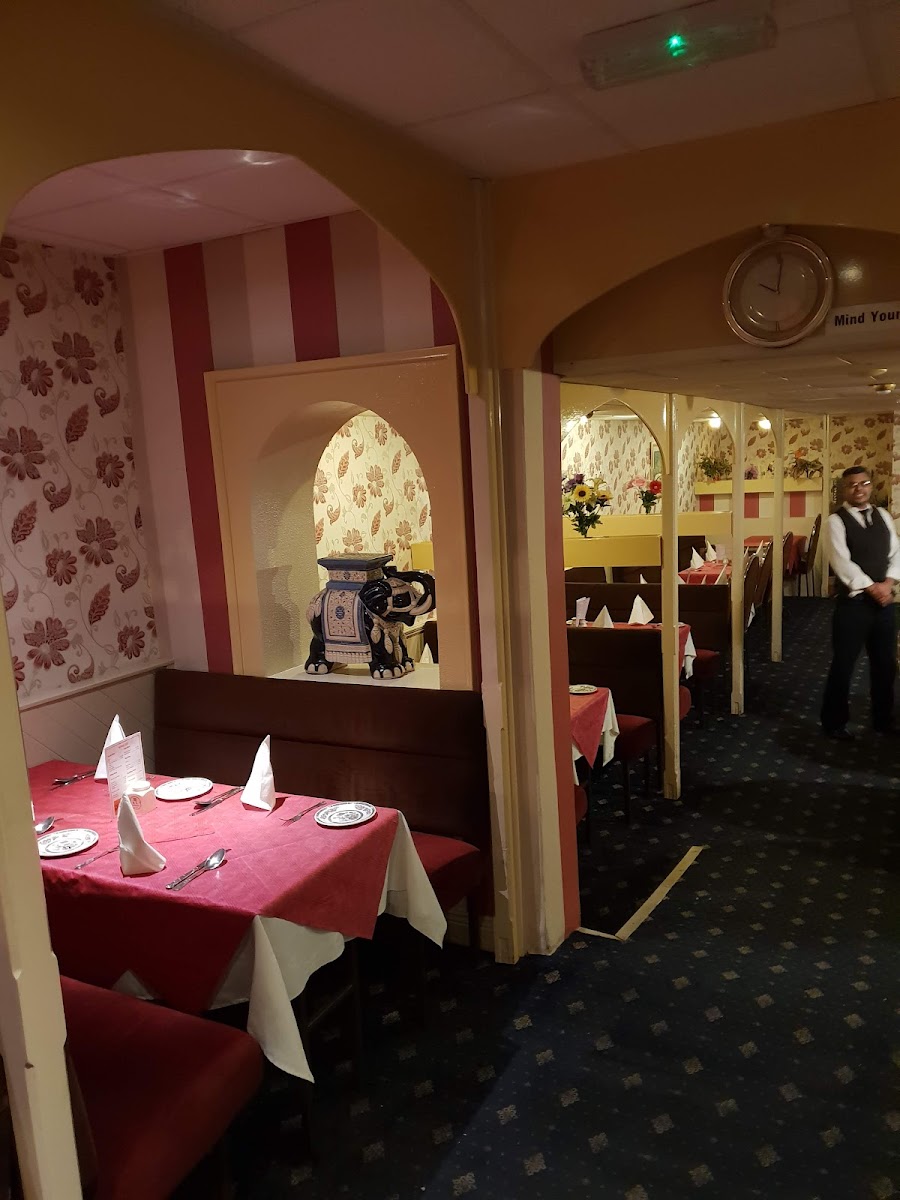 Asha Tandoori